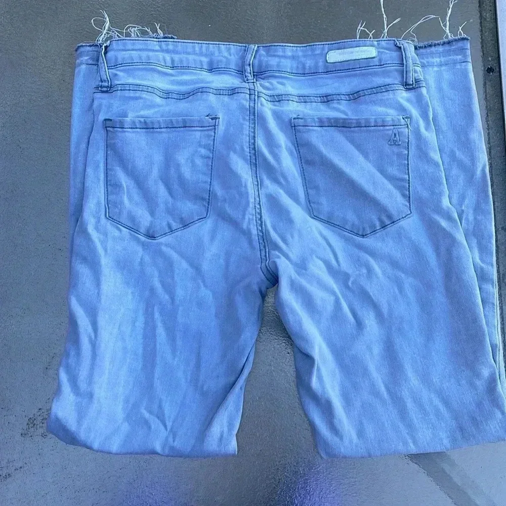 Articles of Society soft gray cropped jeans size 27